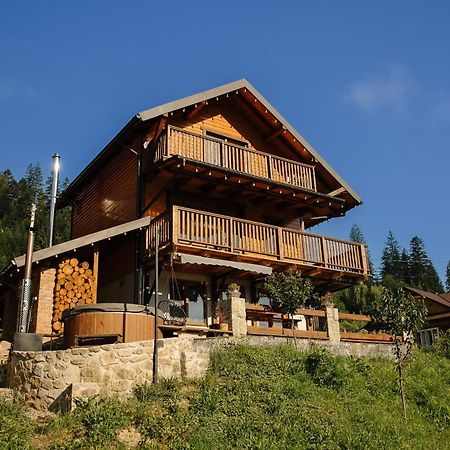 Бриндуш Villa Tatariv Buitenkant foto